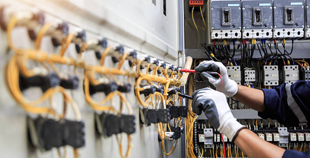 Professional Electrician technician working in Menifee, CA